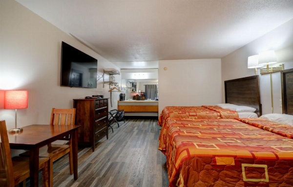 Canaan Motel image 10