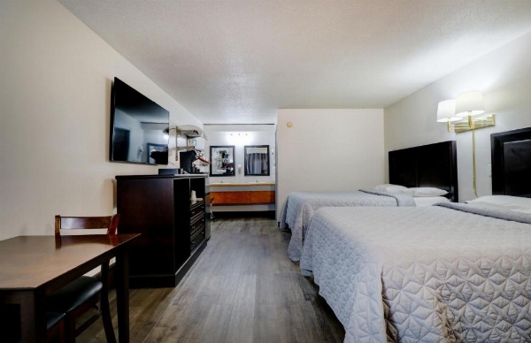 Canaan Motel image 16