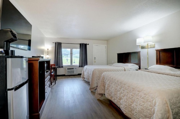 Canaan Motel image 20