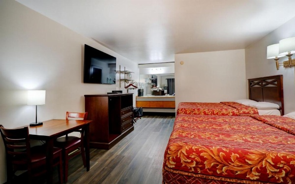 Canaan Motel image 21