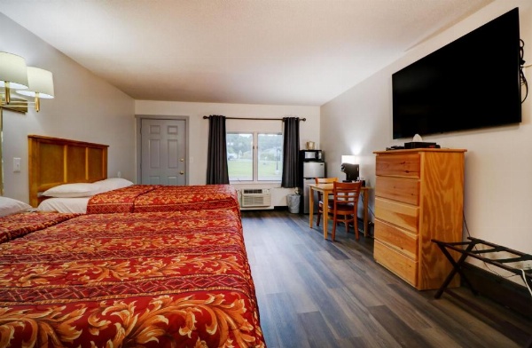 Canaan Motel image 24