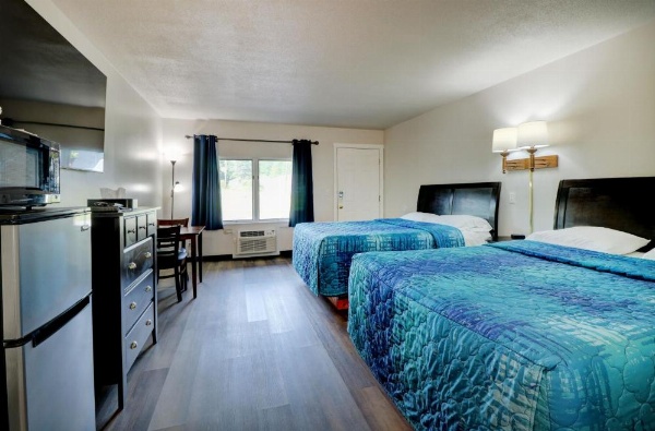 Canaan Motel image 25