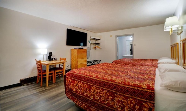 Canaan Motel image 27